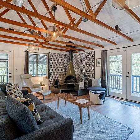 The Pine House - Cozy Mid-Century Modern, Pet-Friendly Βίλα Εξωτερικό φωτογραφία